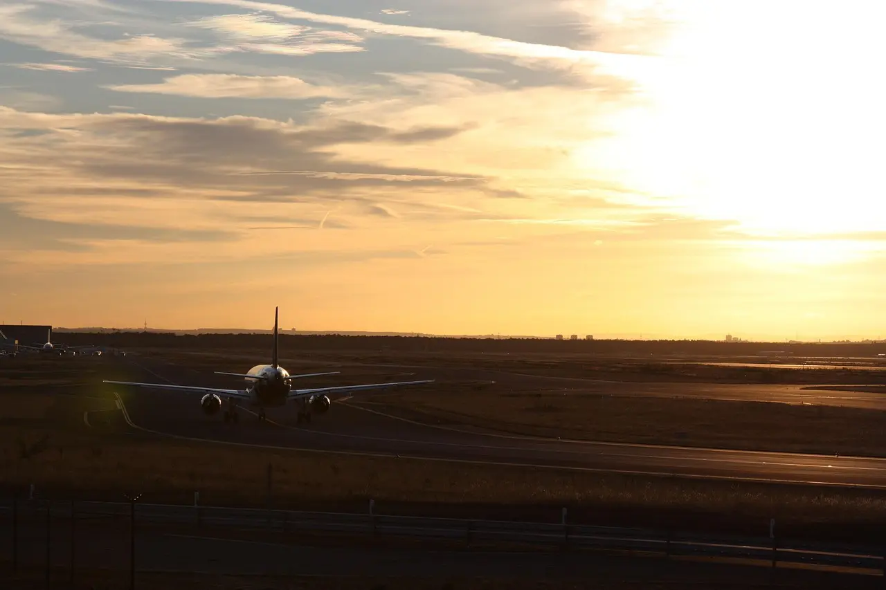 Sådan tager du S-Bahn fra Frankfurt Lufthavn (FRA) til Frankfurt centrum