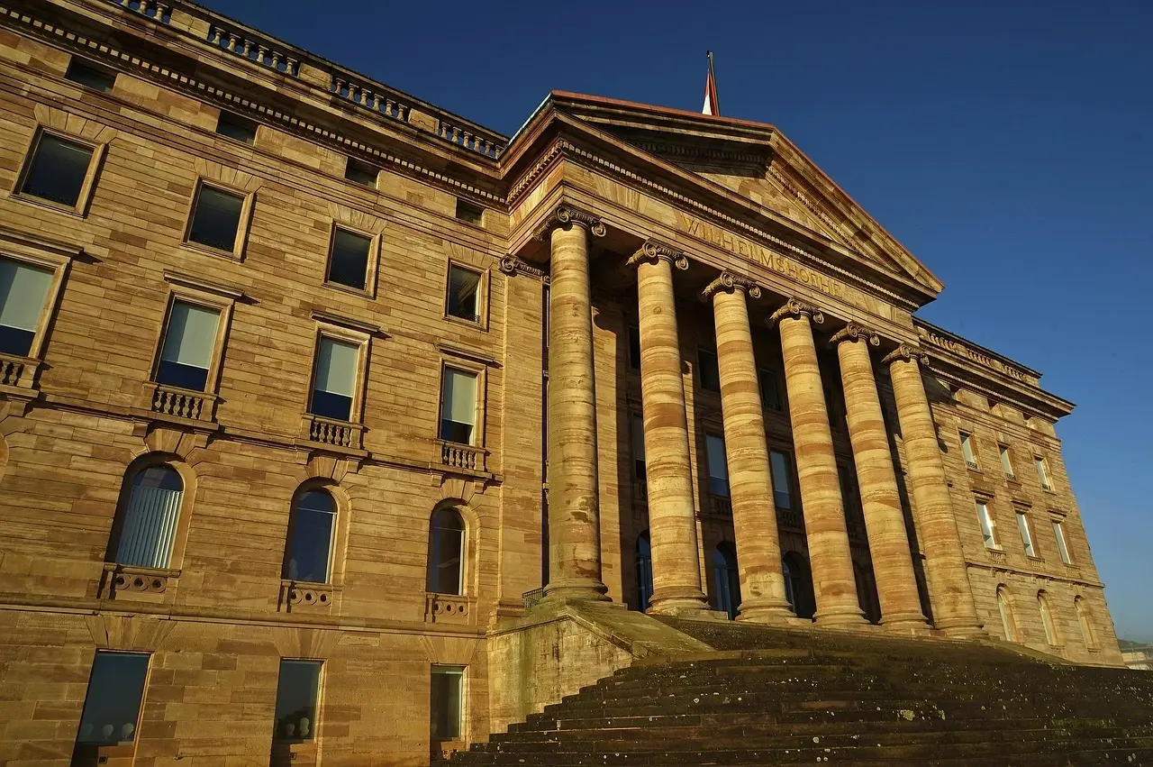 Sådan besøger du Bergpark Wilhelmshöhe med tog og bus