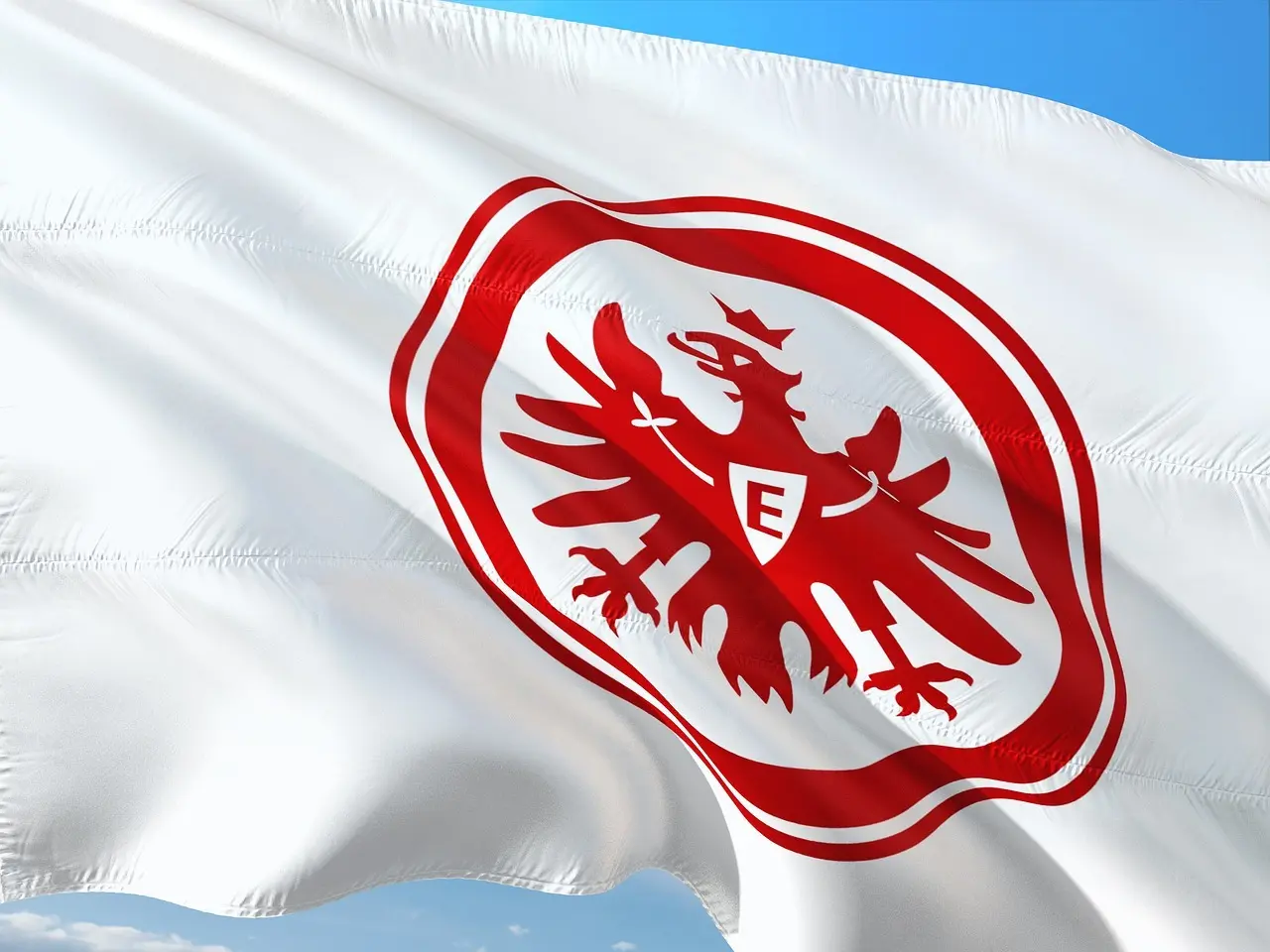 Hvordan kommer jeg nemmest fra Frankfurt centrum til Deutsche Bank Park?