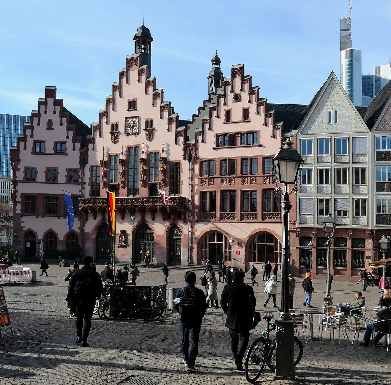 Skal jeg bruge kontanter på markeder i Frankfurt?