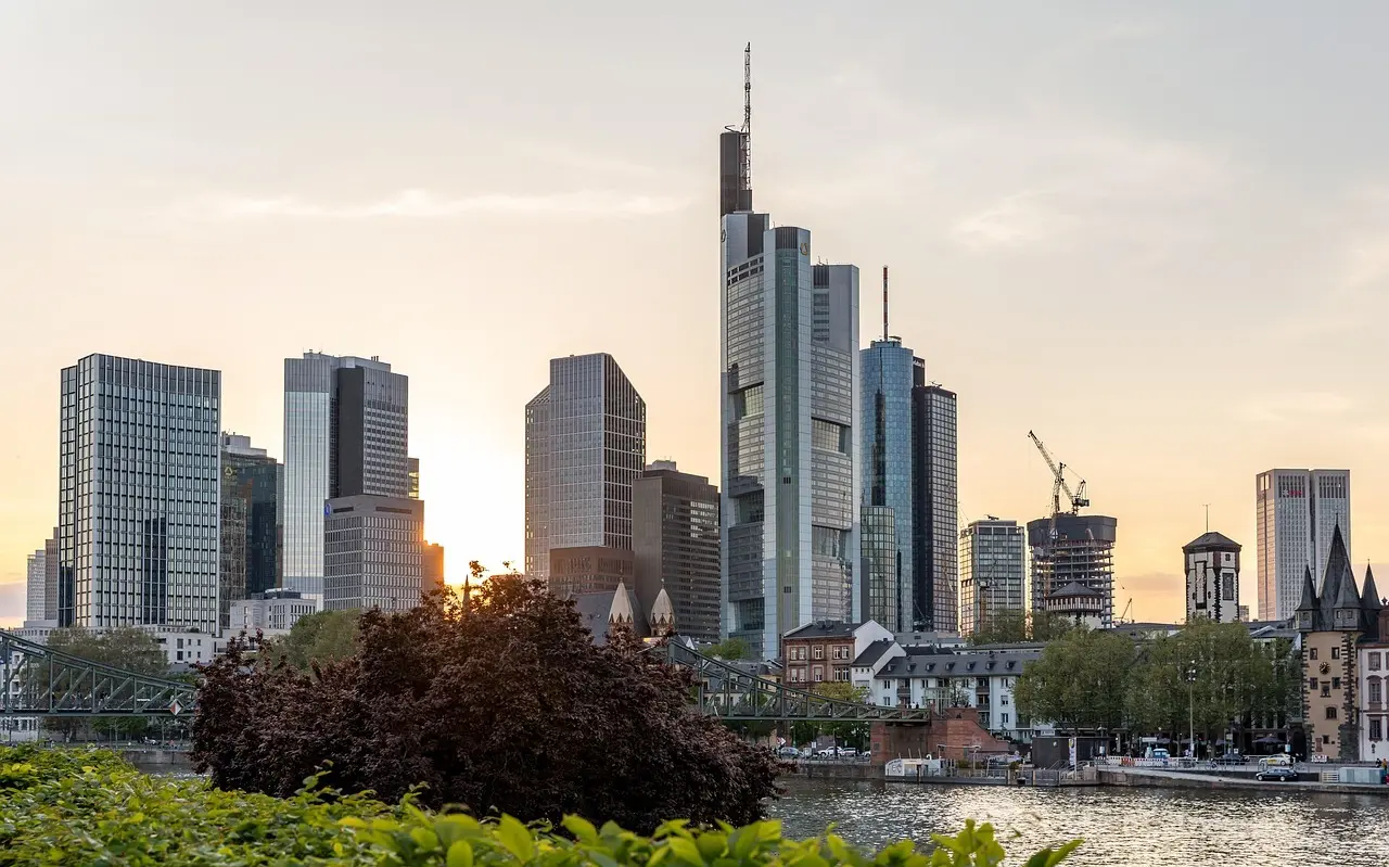 Flodsejlads på Main: afgangssteder, billetter og priser